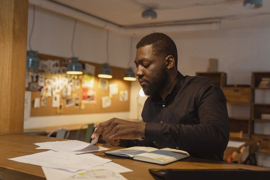 Professional guide streamline job scheduling  alerts business representing Job Scheduling + Team Notifications services for Athens GA businesses